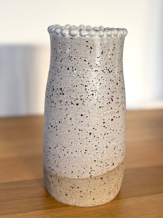 Speckled crown vase