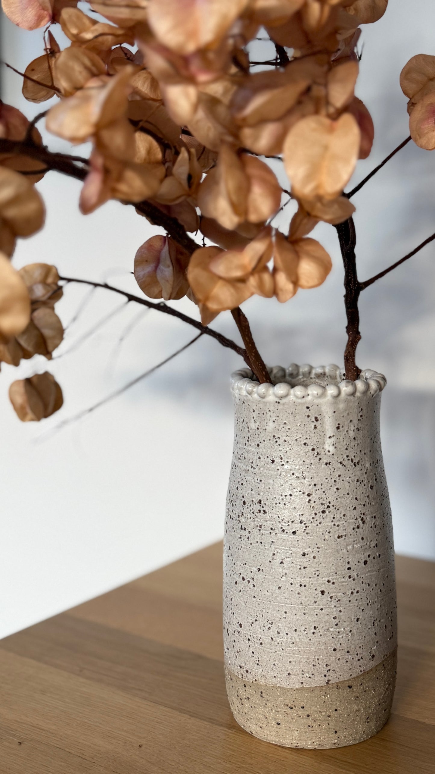 Speckled crown vase